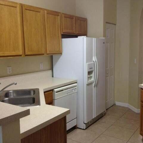 Building Photo - 824 Pipers Cay Dr