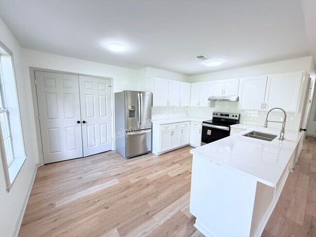 Foto del edificio - 3BR/3BA For Rent Short Term