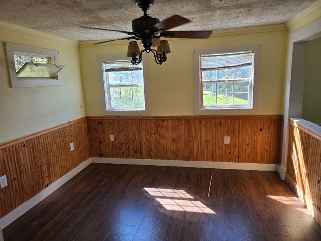 Building Photo - 52 Elkins Branch Rd