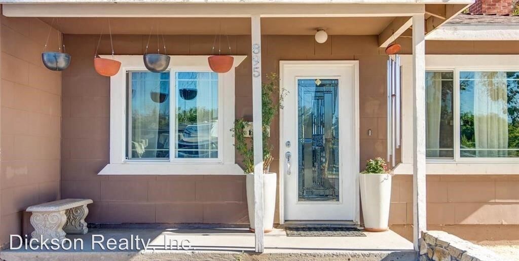 Foto principal - 4 br, 2 bath House - 895 Brentwood Drive