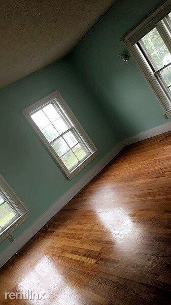 Building Photo - 3 br, 1 bath Apartment - 147 Pearl Street