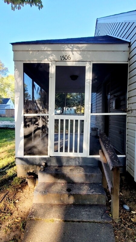 Building Photo - 1506 Carter St