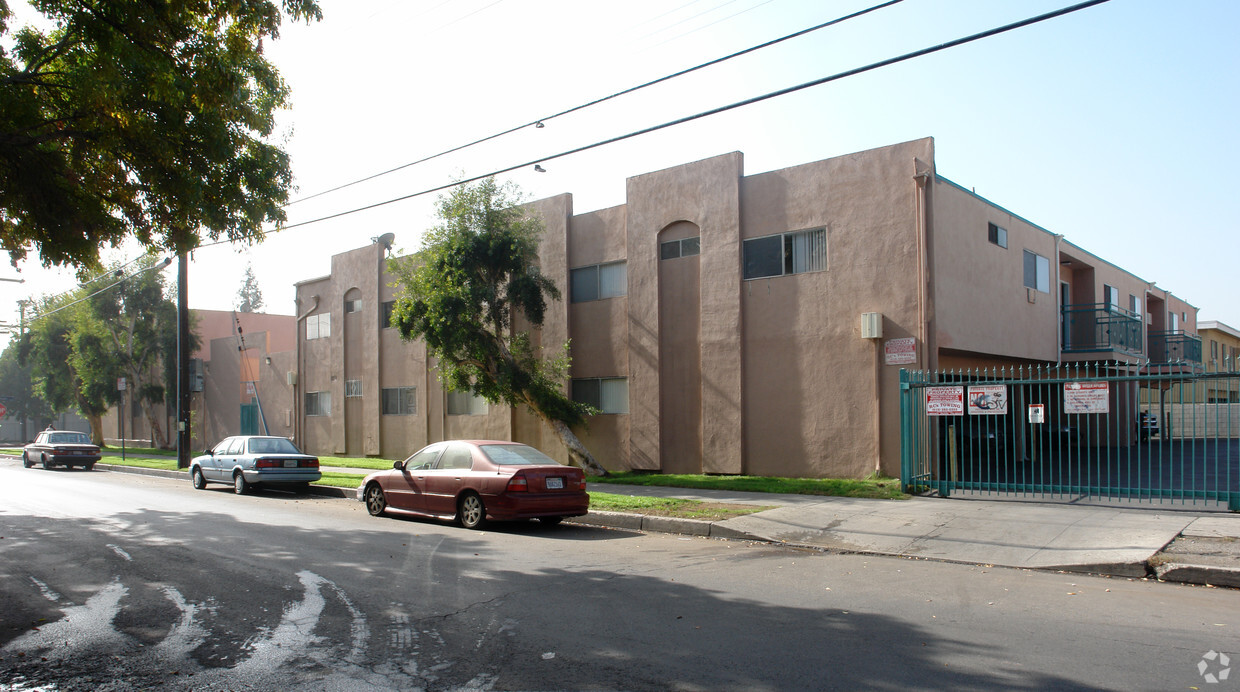 Foto del edificio - Rayen Apartments