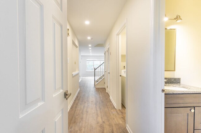 Foto del edificio - 3604 Sterling Rd