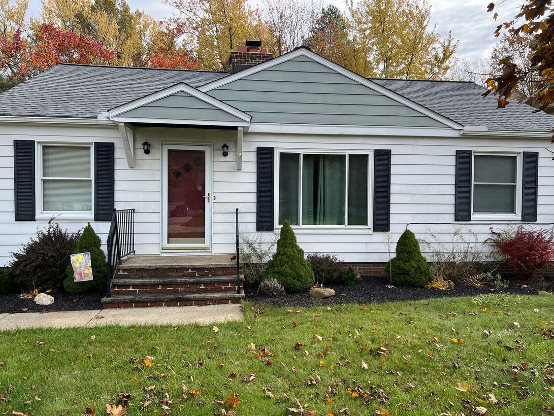 Foto principal - 743 Lander Rd