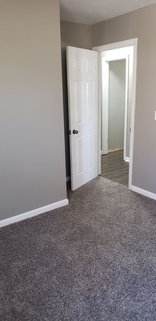 Foto del edificio - 4 bedroom 1.5 bath