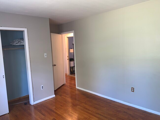 Bedroom 2 - 89 Virginia Ave