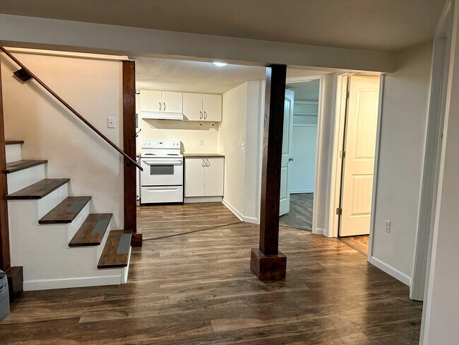 Foto del edificio - 7411 N Vincent Ave