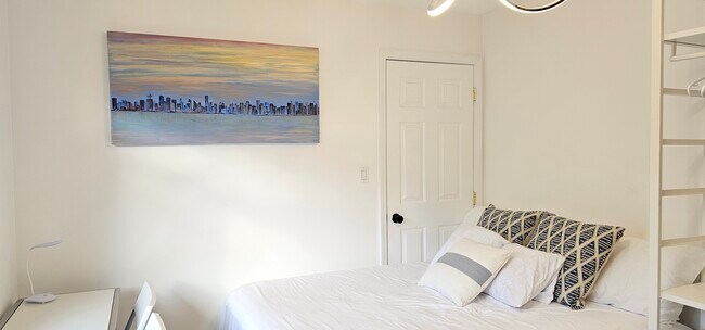 Photo du bâtiment - 2338 Chesterfield Av