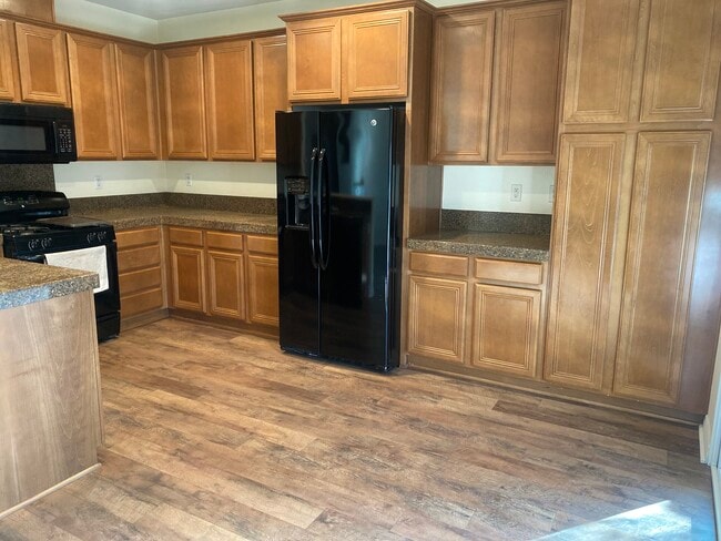 Foto del edificio - 1898 El Nido Ave