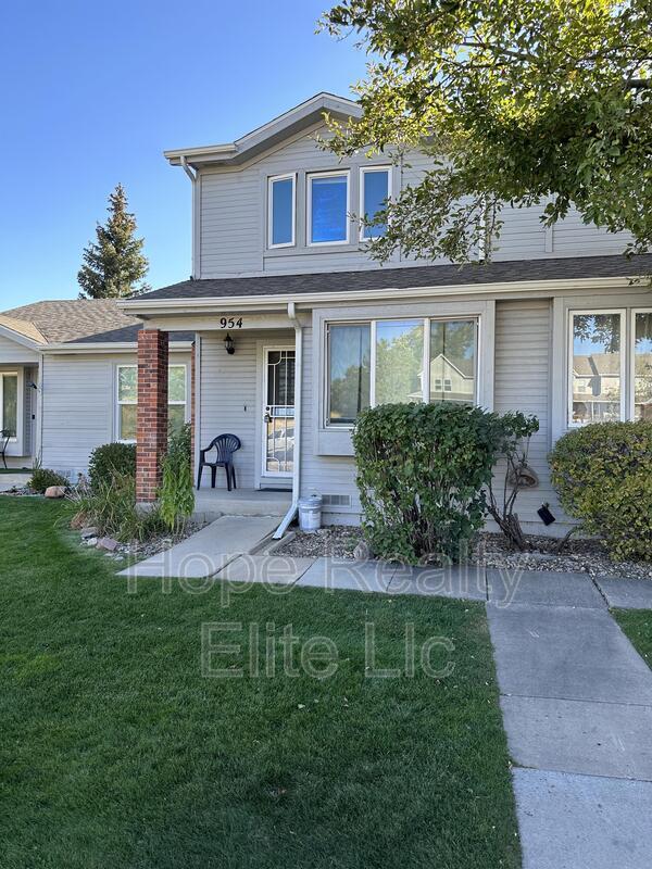 Foto principal - 954 Brant Hollow Ct