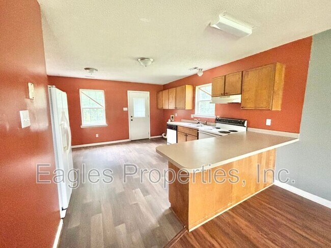 Foto del edificio - 409 Hill Loop Rd