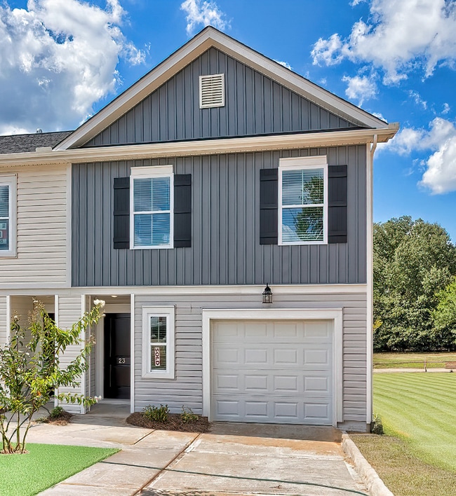 Building Photo - 175 Winding Chestnut Dr