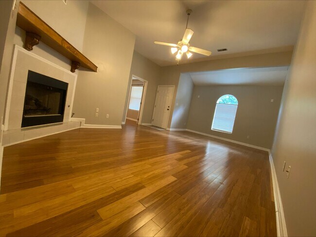 Foto del edificio - BEAUTIFUL 3 BEDROOM CONDO IN THE HARDIN VALLEY AREA!!!