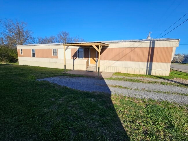 Building Photo - 607 Tater Peeler Rd