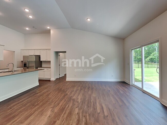 Foto del edificio - 4996 Bill Cheek Rd