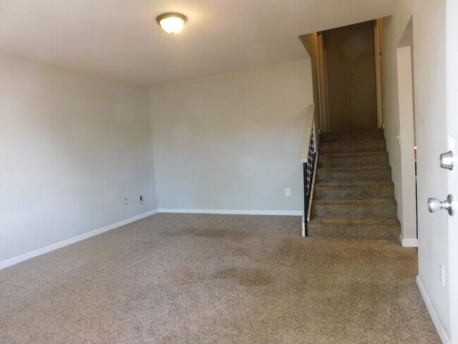 Foto del edificio - 1318 Bunting Ave