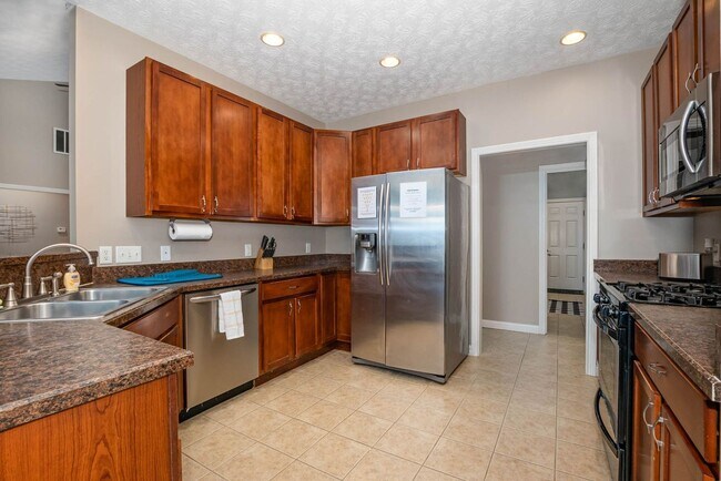 Building Photo - 9287 Maxwells Crossing