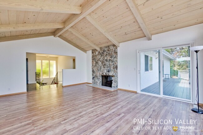 Foto del edificio - Amazing Los Altos Hills Home