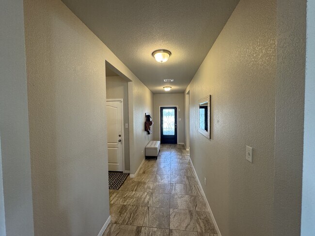 Foto del edificio - 7507 McCulloch Rd