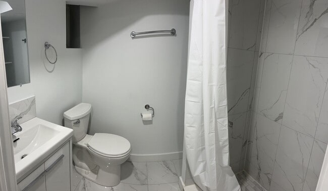 Building Photo - 103 Campbell Av