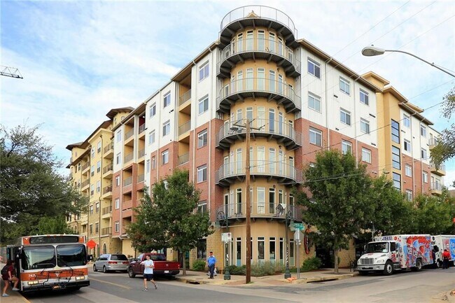Foto del edificio - Apartment for Rent