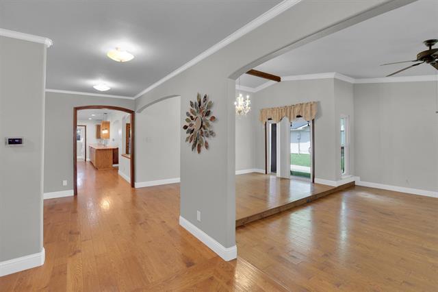 Foto del edificio - 549 Shadowcrest Ln