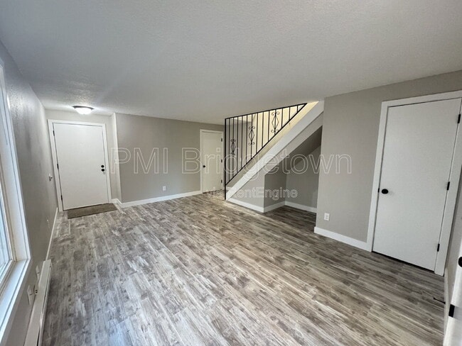 Foto del edificio - 4090 N Attu St