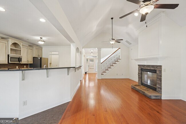 Foto del edificio - 160 Greenview Dr