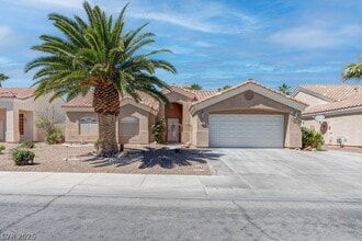 Building Photo - 5729 Janell Dr