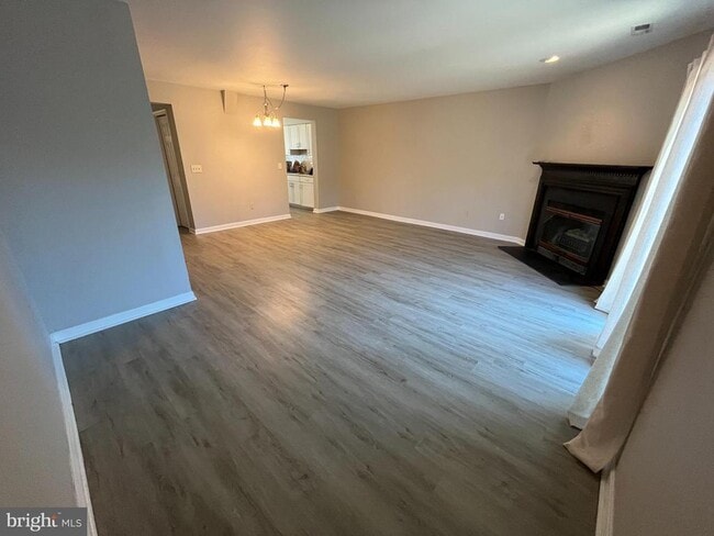 Building Photo - 10606 Greta Lynn Ct