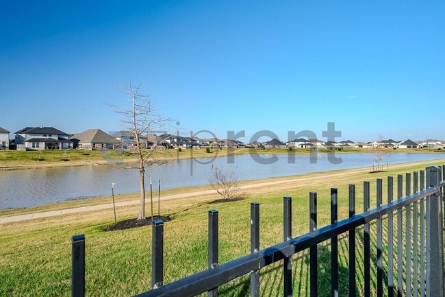 Building Photo - 23522 Persimmon Crk Ln