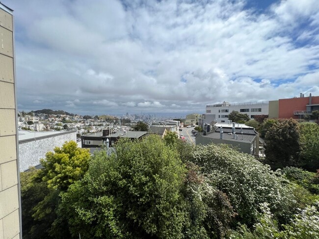 Photo - 185 Villa Terrace Apartment