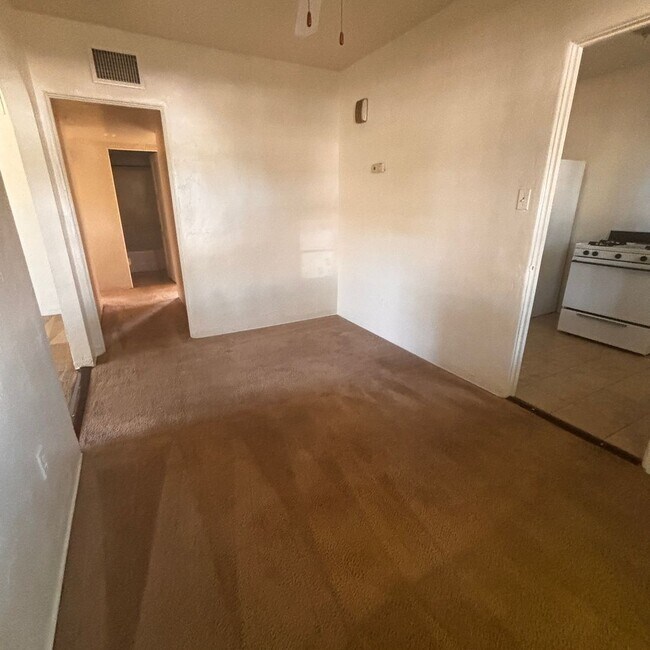 Foto del edificio - Spacious 3 Bed / 2 Bath Tempe Home – Avail...
