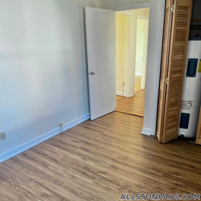 Foto del edificio - 1137 Commonwealth Ave