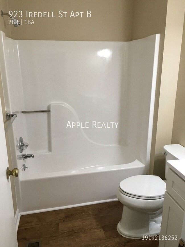 Foto del edificio - 923 Iredell St