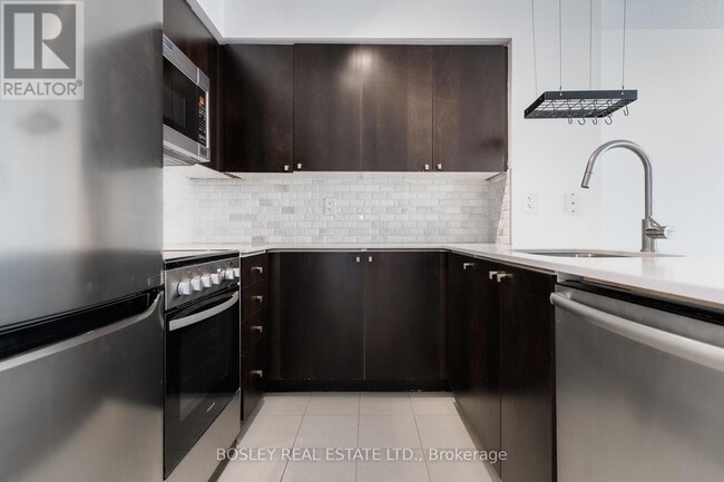 Building Photo - 50 Lynn Williams St