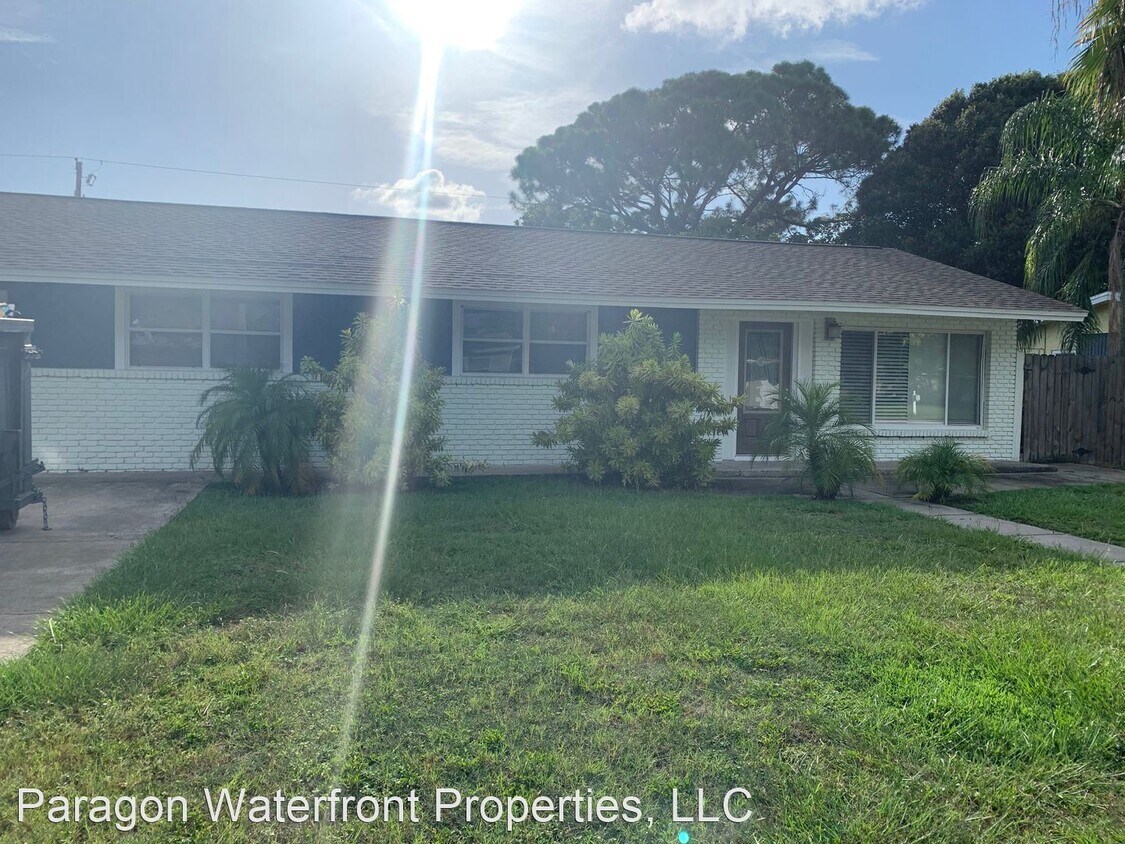 Primary Photo - 3 br, 2.5 bath House - 6900 Onyx Drive