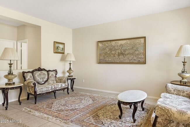 Foto del edificio - 9025 S 6th St