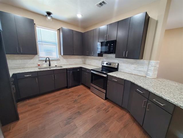 Building Photo - 5521 Curzon Ave