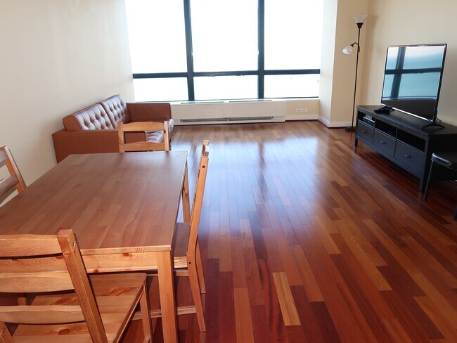 Foto del edificio - 5415 N Sheridan Rd