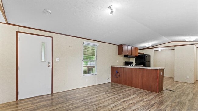 Building Photo - 91 Maple Ln