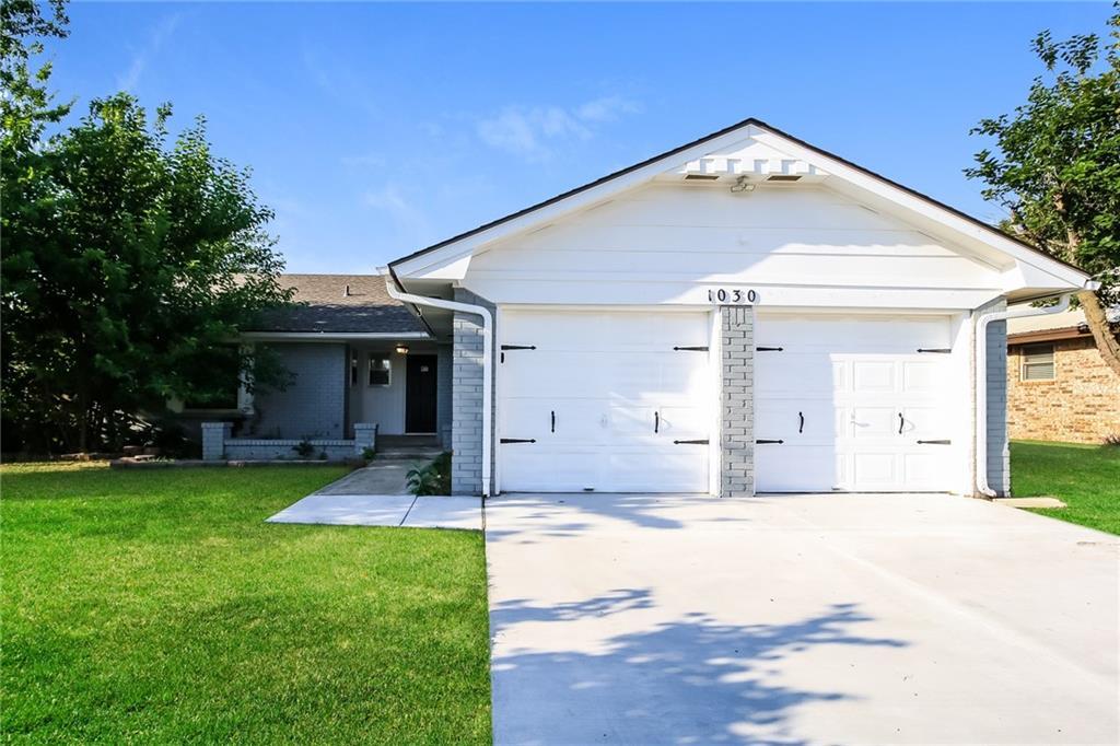 Foto principal - 1030 W Churchill Way