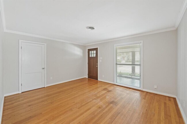 Building Photo - 1615 Tabor St
