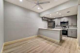 Building Photo - 11711 Memorial Dr