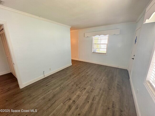 Foto del edificio - 350 Vesta Cir