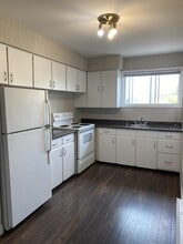 Building Photo - 34 Verdun St