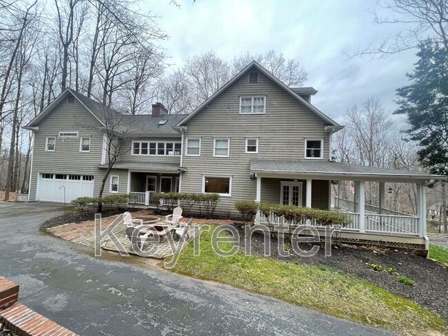 Building Photo - 11110 Poplar Ridge Rd