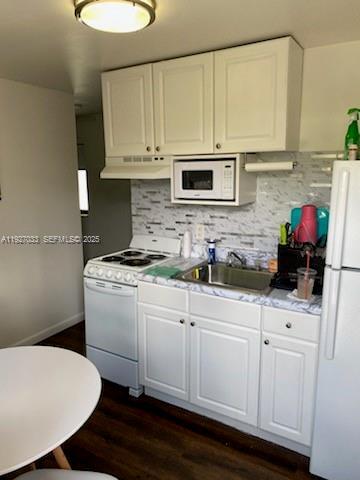 Foto del edificio - 10320 NW 30th Ave