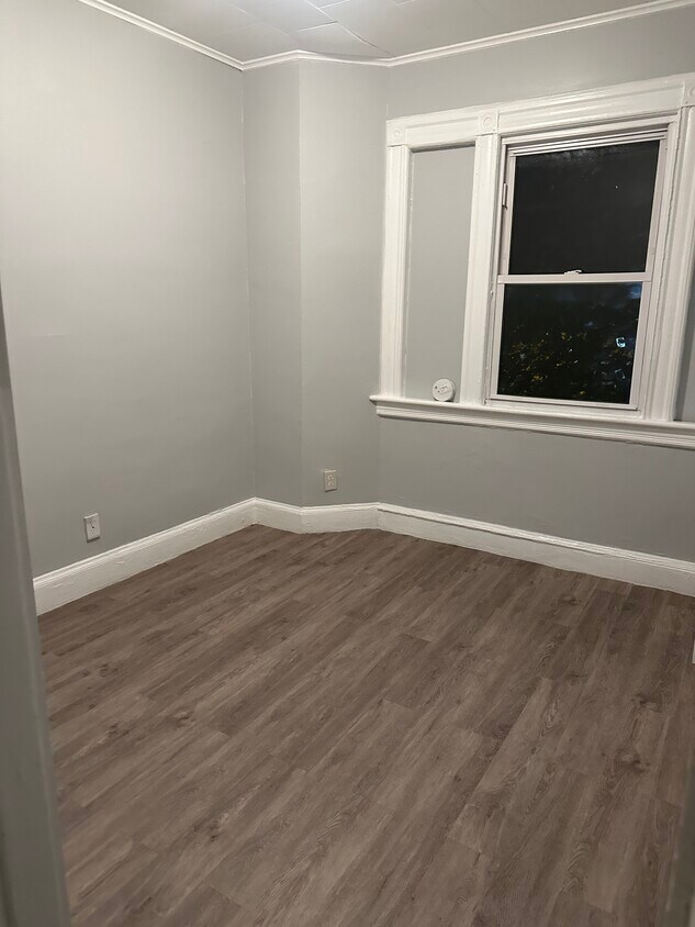 Bedroom#1 - 658 E 28th St